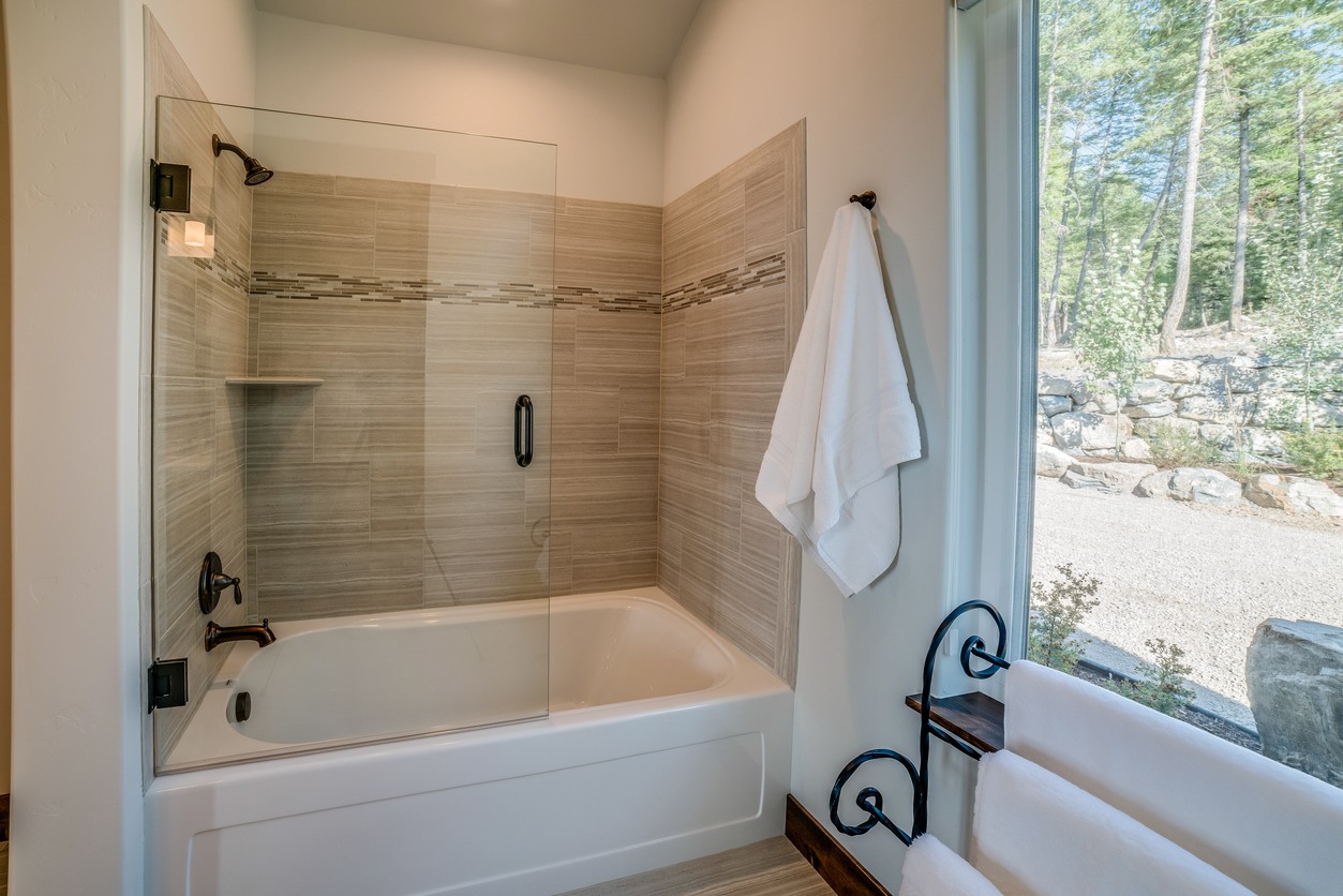 Shower & Tub Installation in St. Michaels